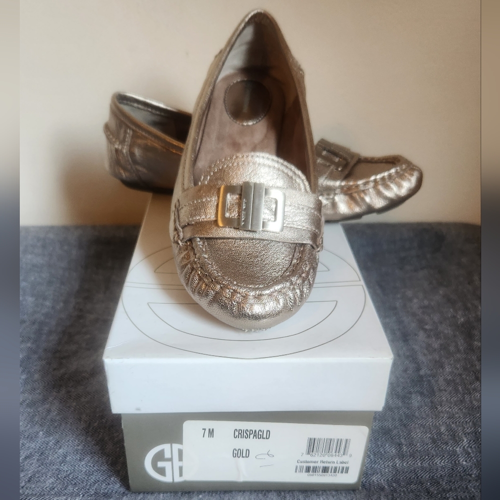 Giani Bernini 'Crispa' Metallic Leather Loafers, Women's Size 7 w/ Original Box